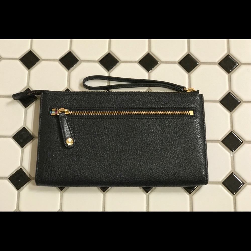 Vera Bradley calfskin wristlet - Picture 4 of 6